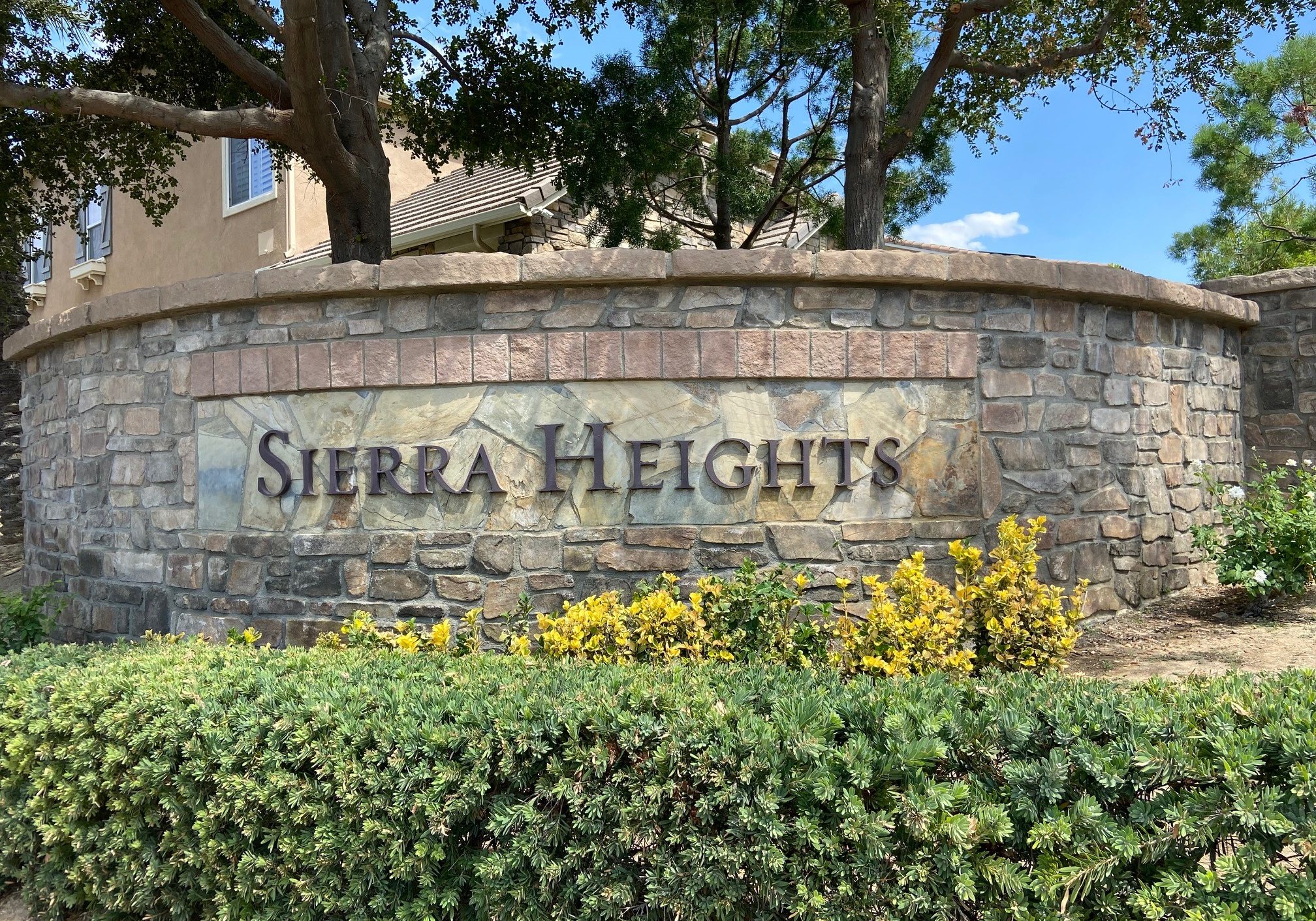 Sierra Heights